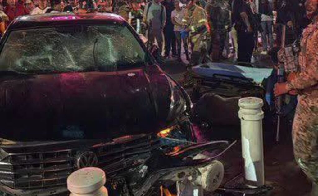 Confirman muerte de conductor que atropelló a aficionados en Cabo San Lucas
