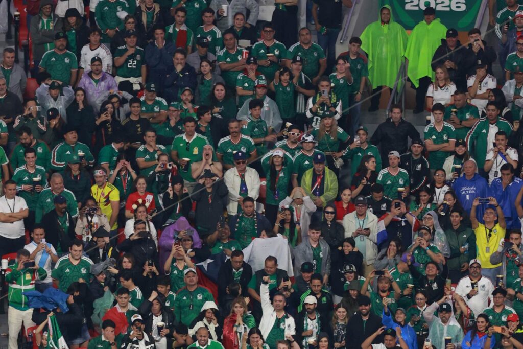 Y otra vez se escucha el grito homofóbico en el Azteca tras eliminación de México