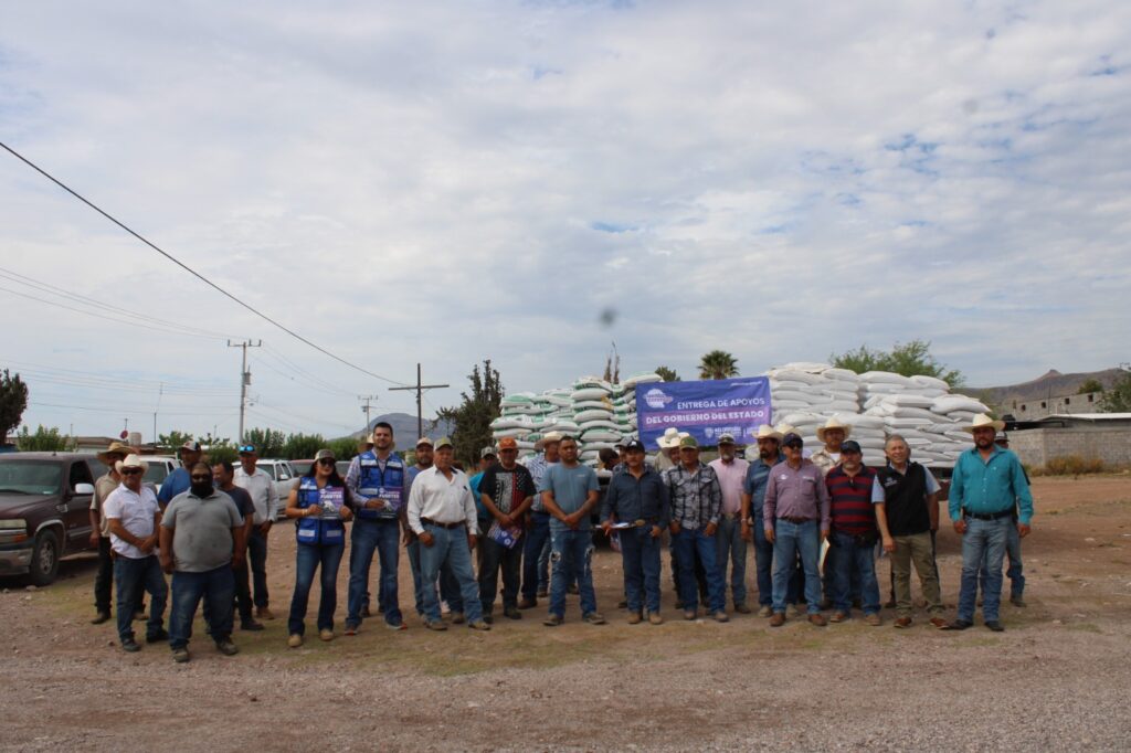Reconoce Ismael Pérez Pavía apoyos de Gobierno del Estado a agricultores y ganaderos en Lázaro Cárdenas