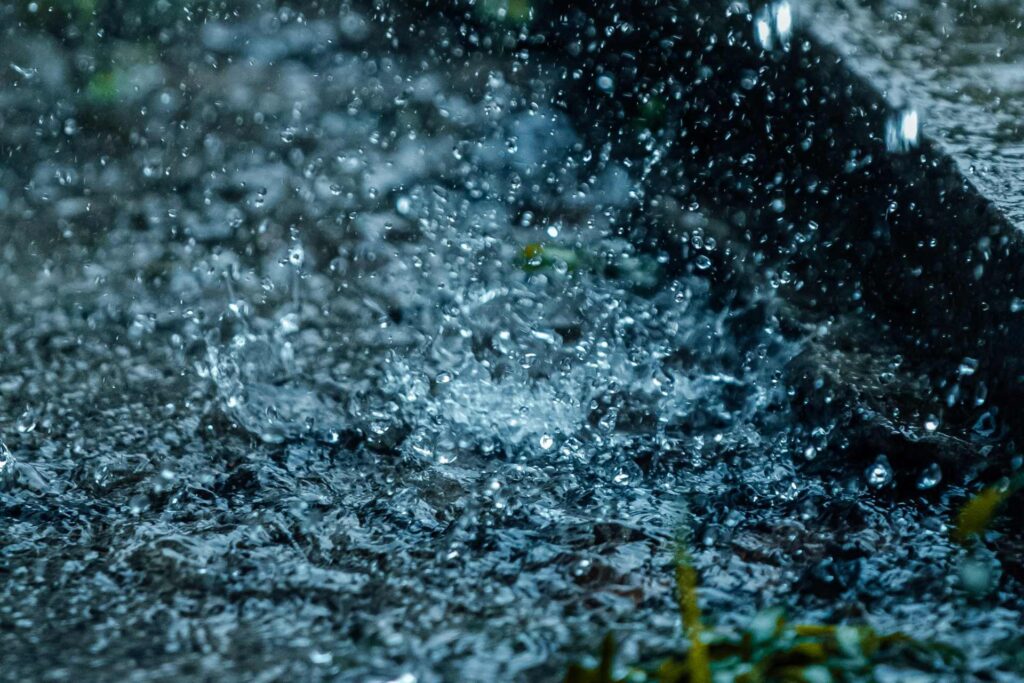 Activan Alerta Naranja por lluvias y granizo en Coyoacán y Tlalpan; reportan inundaciones en Periférico