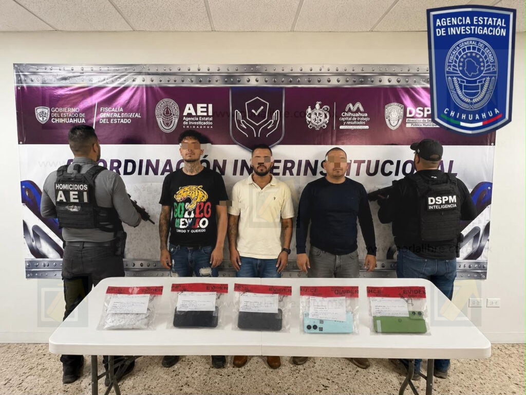 Presentan a 3 detenidos con droga en la colonia Cerro de la Cruz