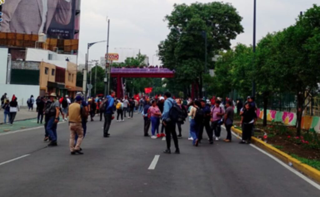 Concluye mesa en Segob; CNTE analiza propuestas