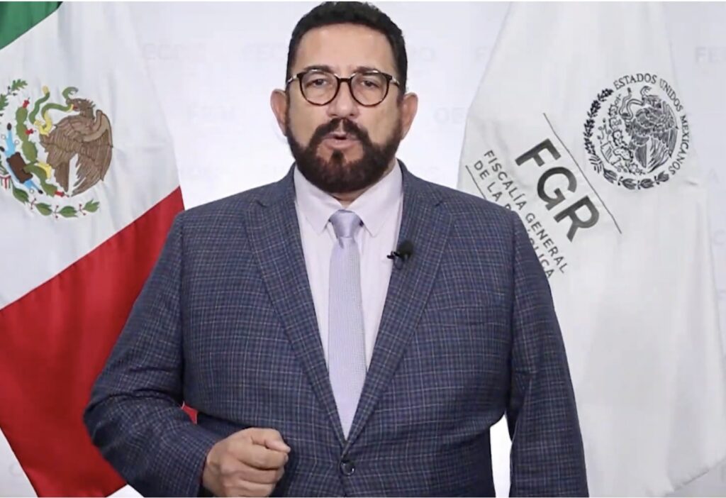 Ulises Lara López renuncia como fiscal de Asuntos Relevantes de la FGR
