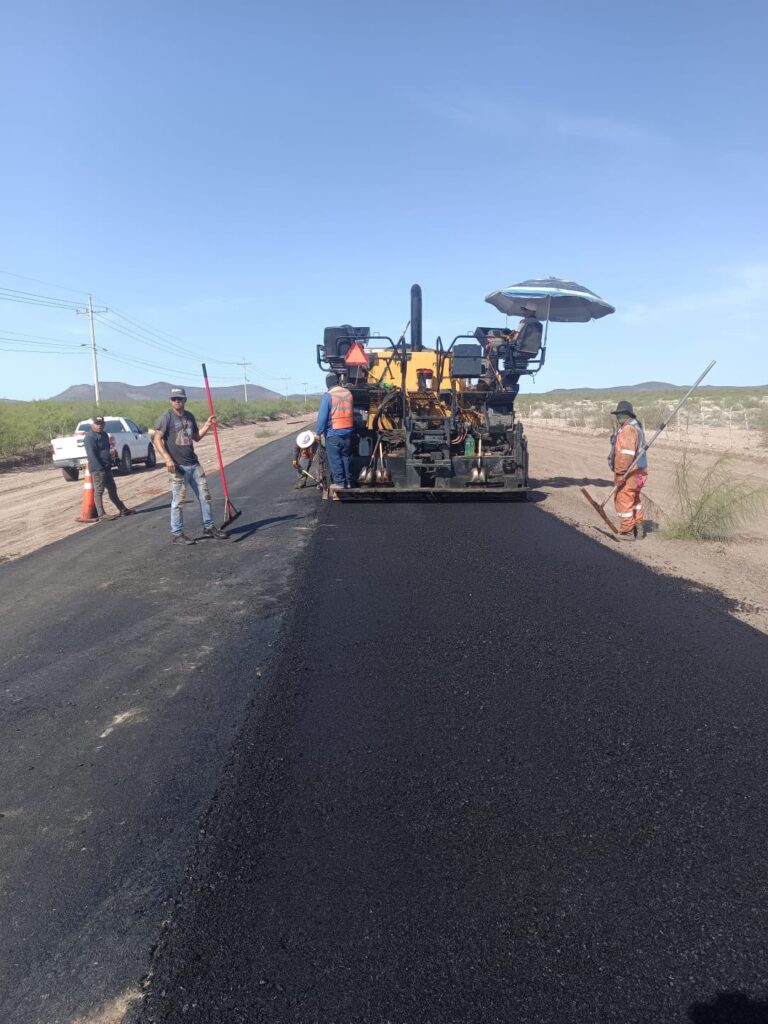 Avanza al 60 por ciento la rehabilitación de la carretera Conchos–Naica