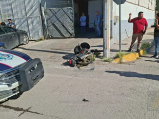 Motociclista resulta lesionado tras choque en cruce de cuatro altos