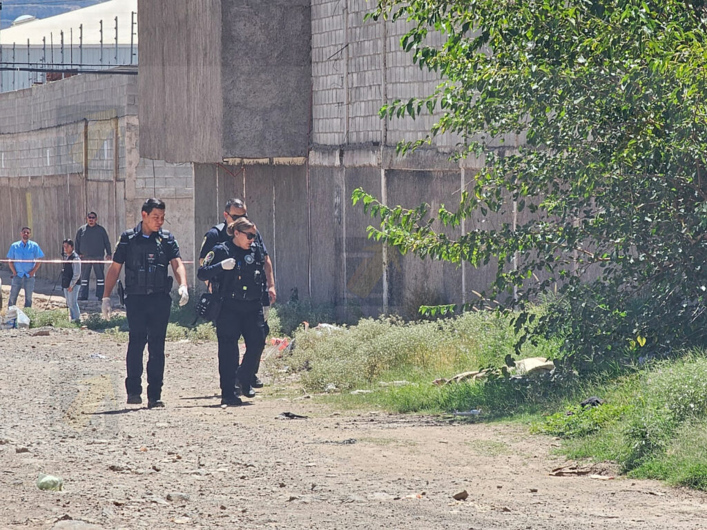 Localizan a un hombre sin vida con impactos de bala en la colonia Deportistas