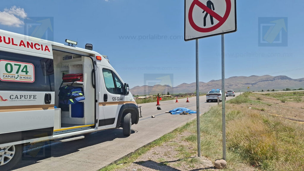 Motociclista pierde la vida tras presunto choque con un tráiler en el Libramiento Oriente