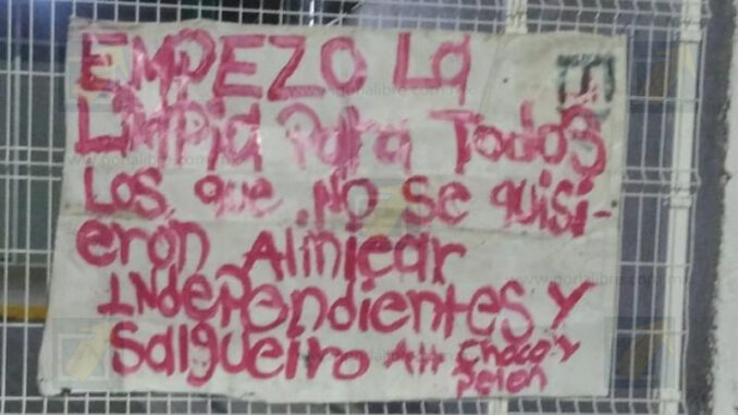Investigan aparición de narcomanta en la colonia Praderas del Sur