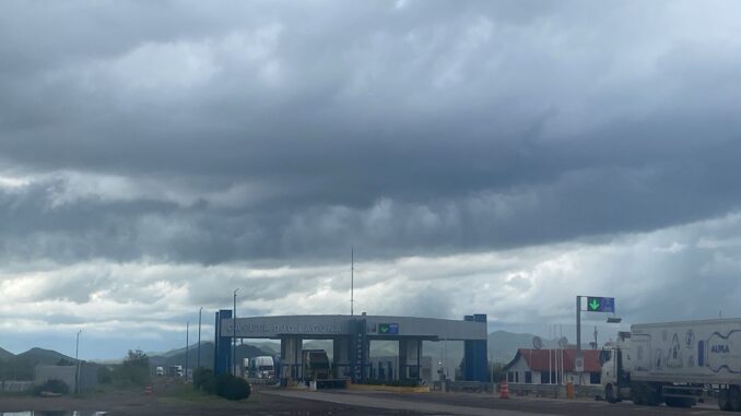 Pronostican viento fuerte y lluvias en la región noroeste