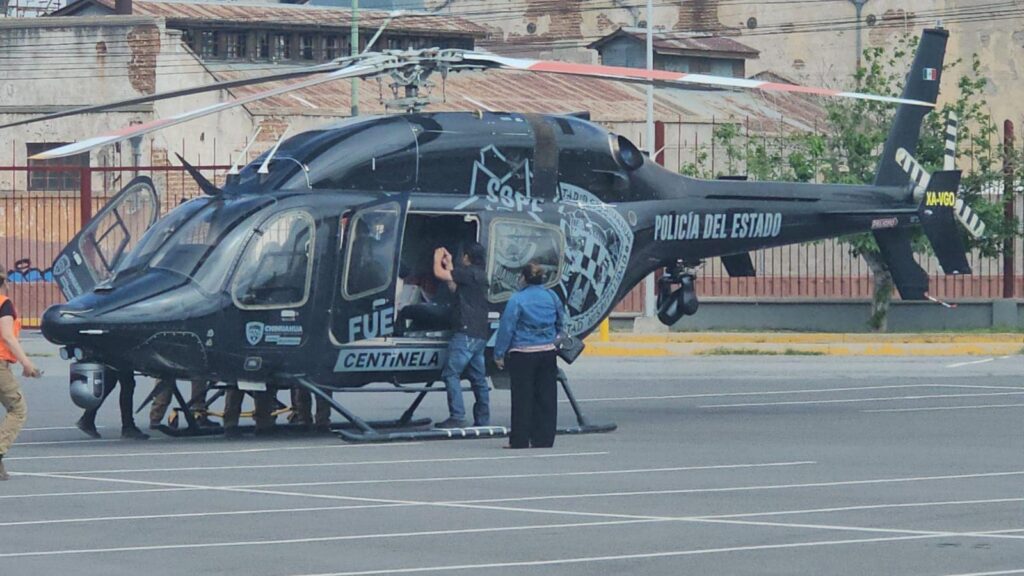 Trasladan a joven con embarazo de gemelos