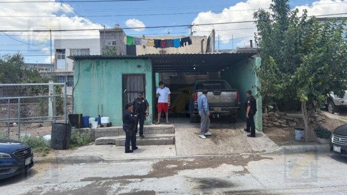 Investigan ataque con presunta bomba Molotov contra camioneta en Quintas Carolinas