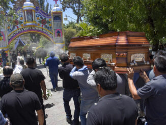 Despiden a Valentín Lavín Romero, alcalde de Temoac, en medio de un gran dispositivo de seguridad