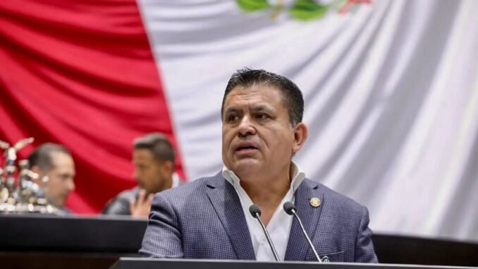 Advierte PRI riesgos para la libertad de expresión; Alex Domínguez llama a defender la democracia y la independencia de los medios