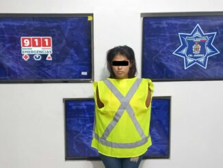 Pareja dispara a policías son detenidos tras persecución