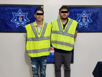 Detienen a dos por robo y daños en bar de Los Portales