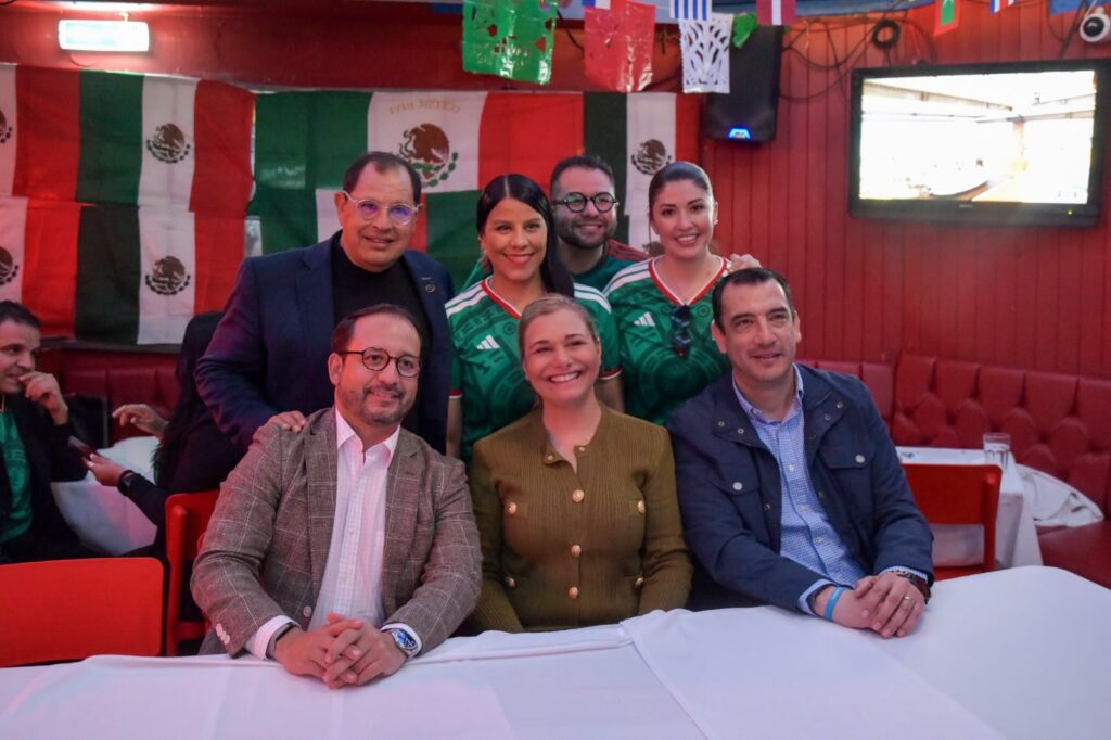 Maru Campos llega a Inglaterra para participar en la Feria Aeroespacial Farnborough 2026
