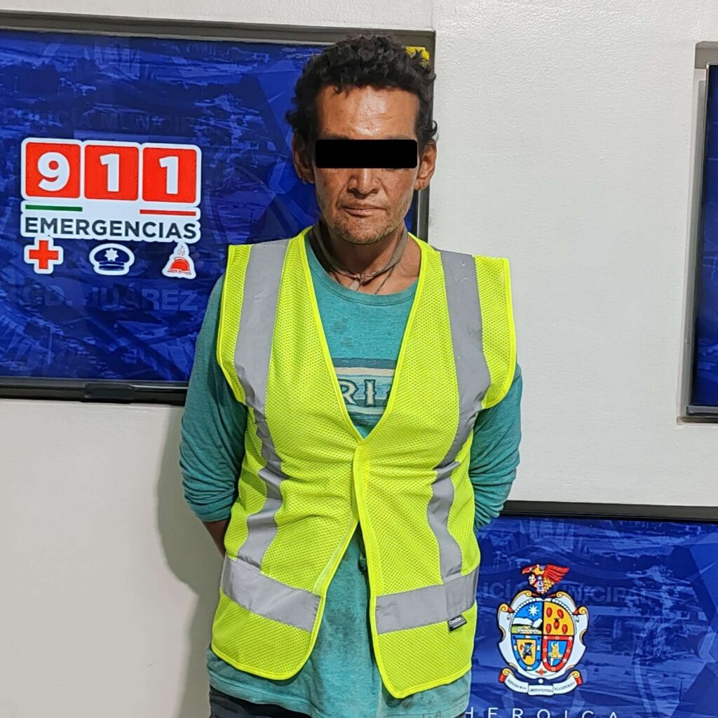 Rompe cristales de un comercio; lo detienen
