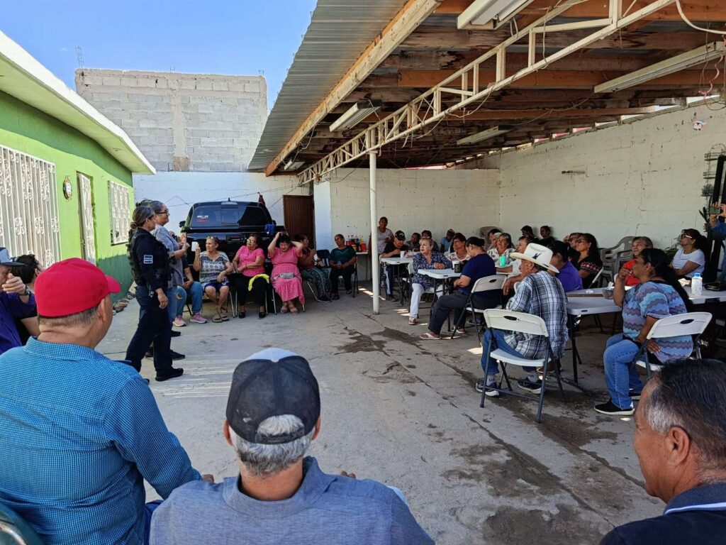 Dan taller de autocuidado a adultos mayores de El Papalote