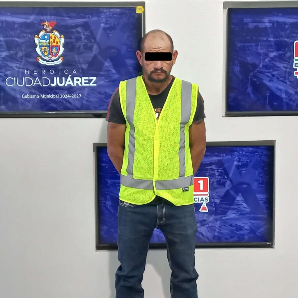 Lo detienen asaltando a cajero en tienda de conveniencia