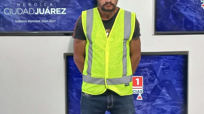 Lo detienen asaltando a cajero en tienda de conveniencia