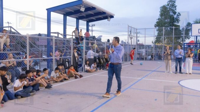 Entrega Marco Bonilla rehabilitación del parque Mármol III en beneficio de más de mil 500 vecinos