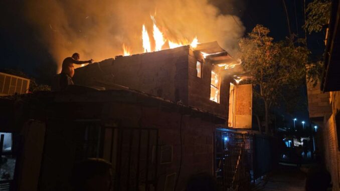 Lo detienen por incendiar vivienda en colonia La Presa