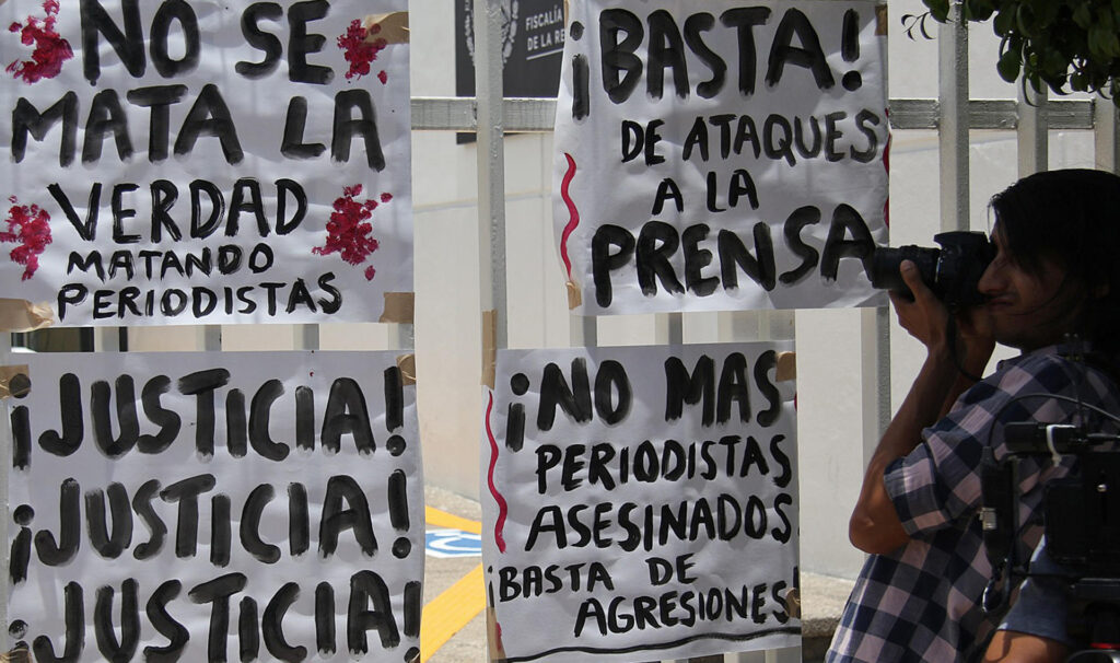 Informe identifica un modelo de impunidad en la violencia contra periodistas