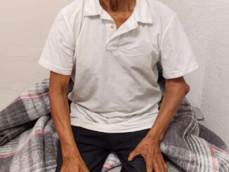 Solicitan apoyo para localizar a familia de adulto extraviado