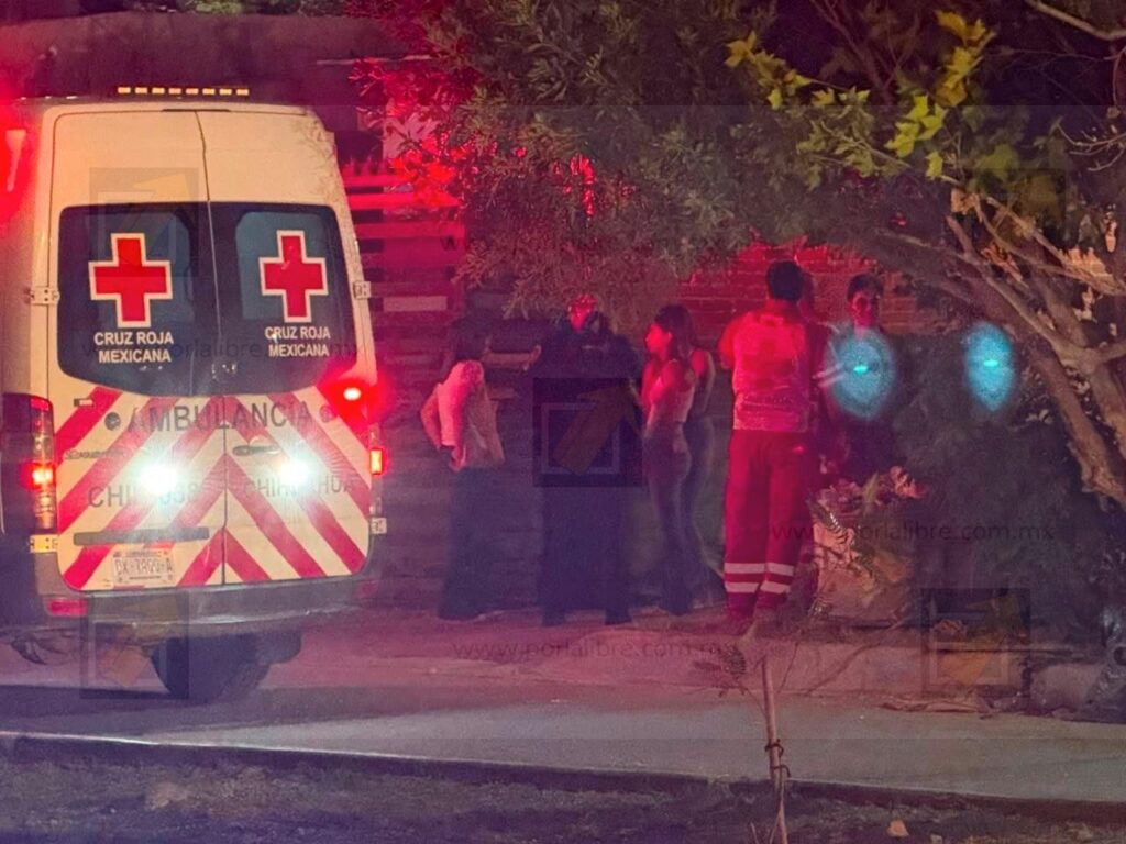 Emboscan y golpean brutalmente a joven afuera de su casa; termina con heridas en la cabeza