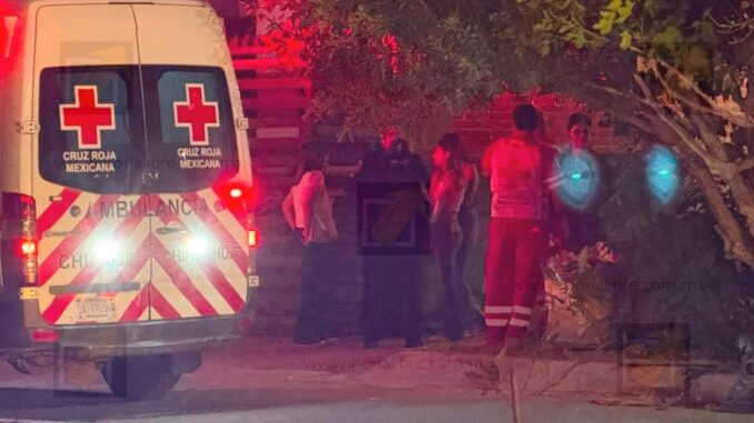 Emboscan y golpean brutalmente a joven afuera de su casa; termina con heridas en la cabeza