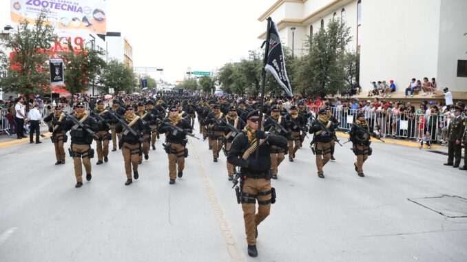 Convocan a instituciones y organizaciones a participar en el Desfile Cívico Militar del 16 de Septiembre