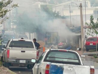 Incendio en “picadero” alarma en la colonia Granjas
