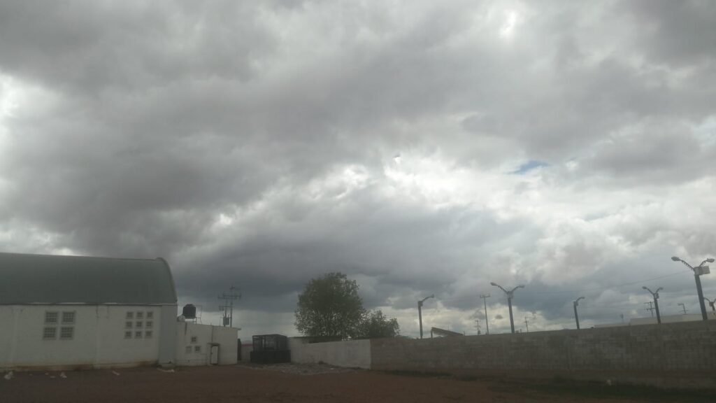 Generará monzón mexicano vientos fuertes y lluvias generalizadas este fin de semana