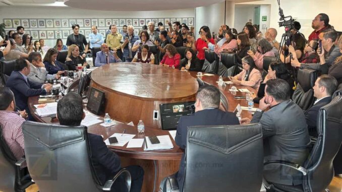 Debate en el Congreso por retiro de exhorto; Morena acusa intento de censura de la bancada del PAN
