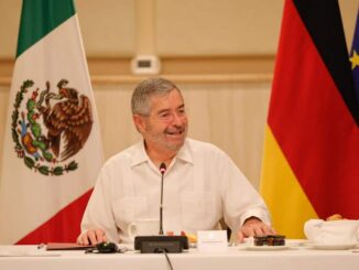 Canciller De la Fuente se reúne con delegación empresarial alemana