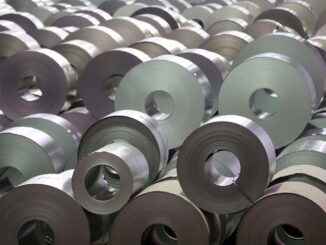 México busca eliminar aranceles al acero, aluminio y vehículos en revisión del T-MEC