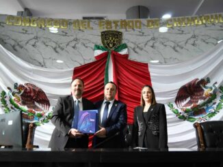 Presidente del Congreso recibe Cuarto Informe de la Gobernadora en Sesión Solemne