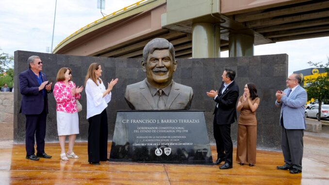 Rinde Marco Bonilla homenaje a Francisco Barrio y reconoce su legado de democracia, principios y servicio a Chihuahua
