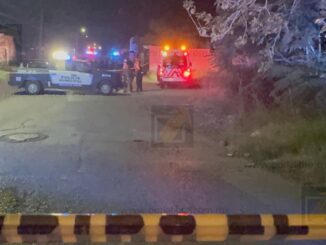 Ataque armado deja a un hombre y una mujer sin vida dentro de un vehículo