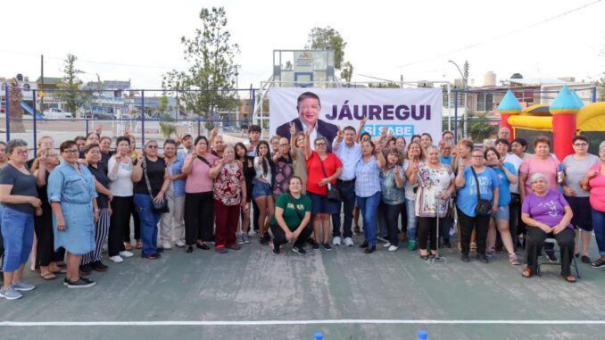 Atender a la gente permite a un funcionario tener los pies sobre la tierra: César Jáuregui