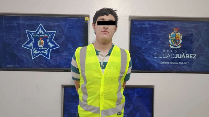 Detienen a sujeto con marihuana, lo investigan por robo a comercio