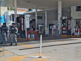 Operativo de fuerzas federales sorprende en gasolinera de la colonia Santa Rosa