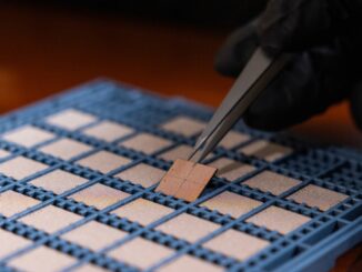 Abre Estado 20 becas para especialización internacional en semiconductores