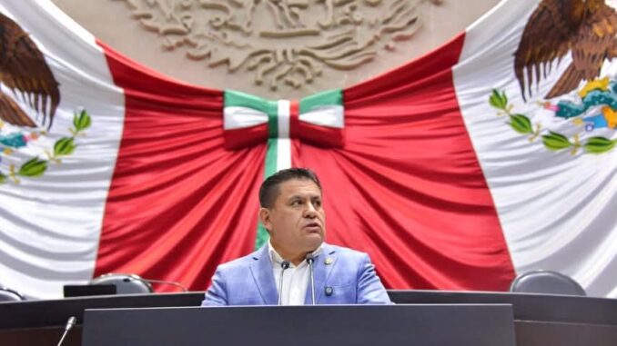 Álex Domínguez pide investigación a fondo por irregularidades señaladas en Liconsa