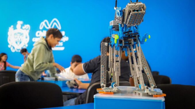 Ciencia y tecnología para niñas, niños y adolescentes: conoce el Centro Stem del DIF Municipal