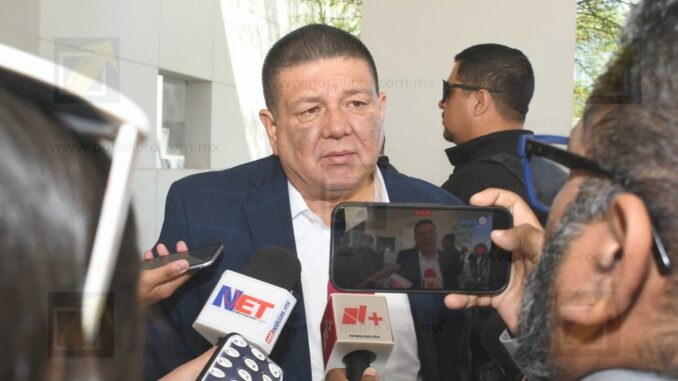 Aplazan audiencia inicial de César Jáuregui; continuará este domingo a las 9:30 horas