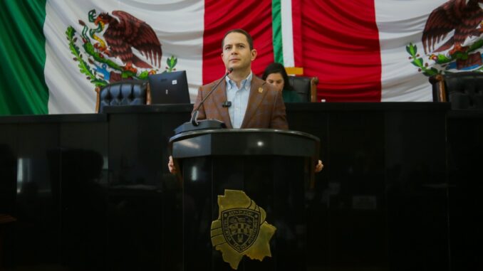 Exhibe Villalobos presuntos negocios millonarios en el IMSS mientras persiste desabasto de medicamentos y protestas