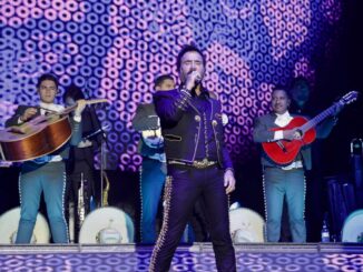 Cierra FICUU 2026 con concierto de Alejandro Fernández ante 40 mil asistentes