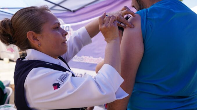 Inicia Secretaría de Salud campaña Invernal de Vacunación