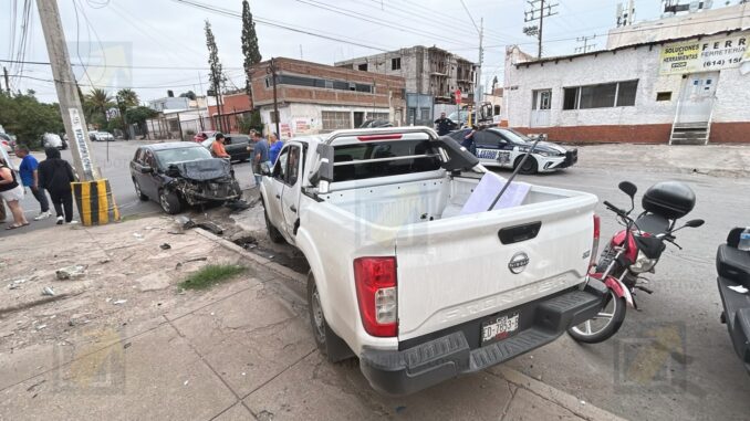 Fuerte choque en la avenida Independencia deja a tres menores lesionados